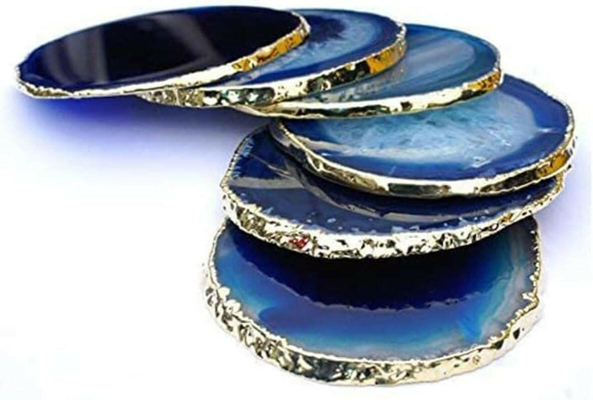 Golden Plated Dyed Blue Agate Coasters Set of 4, Crystal Coaster for Drinks,Geode Coasters with Gold Edge, with Rubber Bumper,Suitable for Kinds of Cups, Wooden Table, Cool Home Decor(3－4")